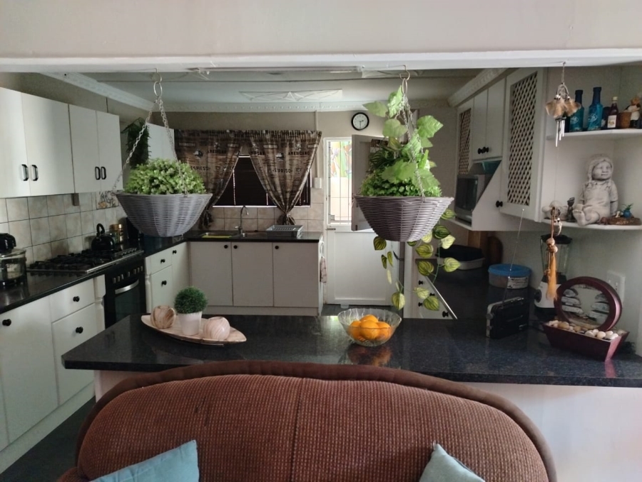 4 Bedroom Property for Sale in Retief Eastern Cape